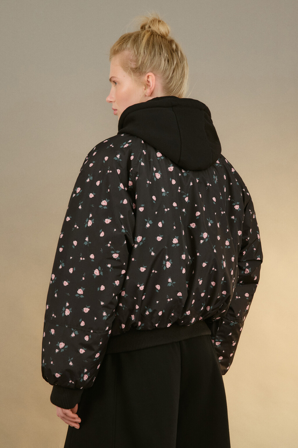 Куртка-бомбер с трикотажным капюшоном - цвет мультиколор - 3