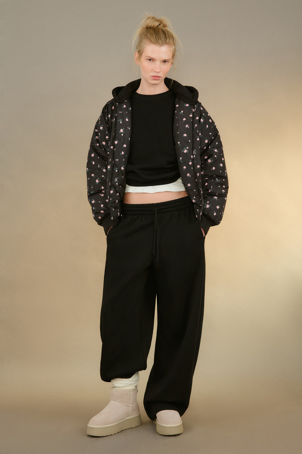 Куртка-бомбер с трикотажным капюшоном - цвет мультиколор - 4