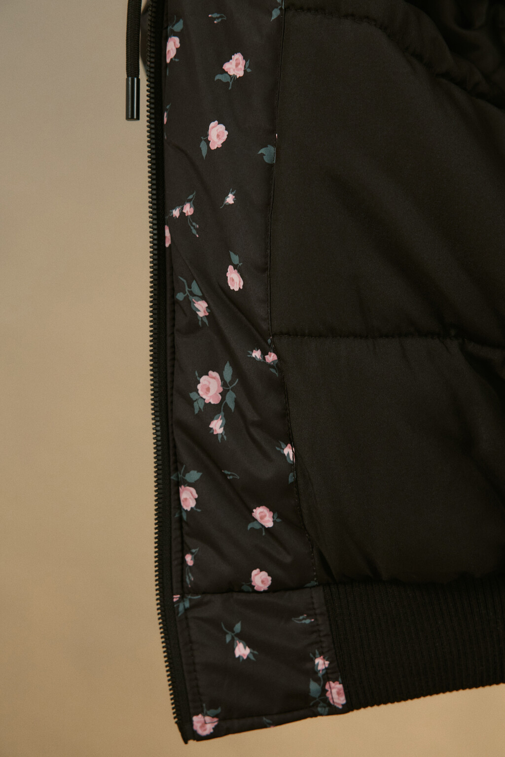 Куртка-бомбер с трикотажным капюшоном - цвет мультиколор - 7