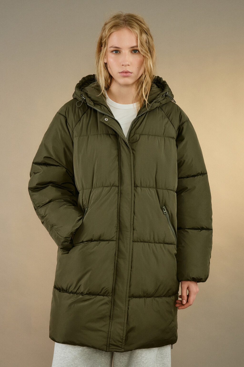 Пальто стеганое с капюшоном - цвет зеленый - 2