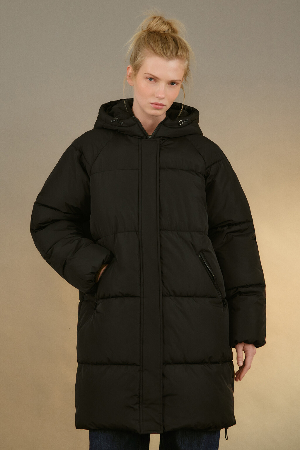 Пальто стеганое с капюшоном - цвет черный - 2