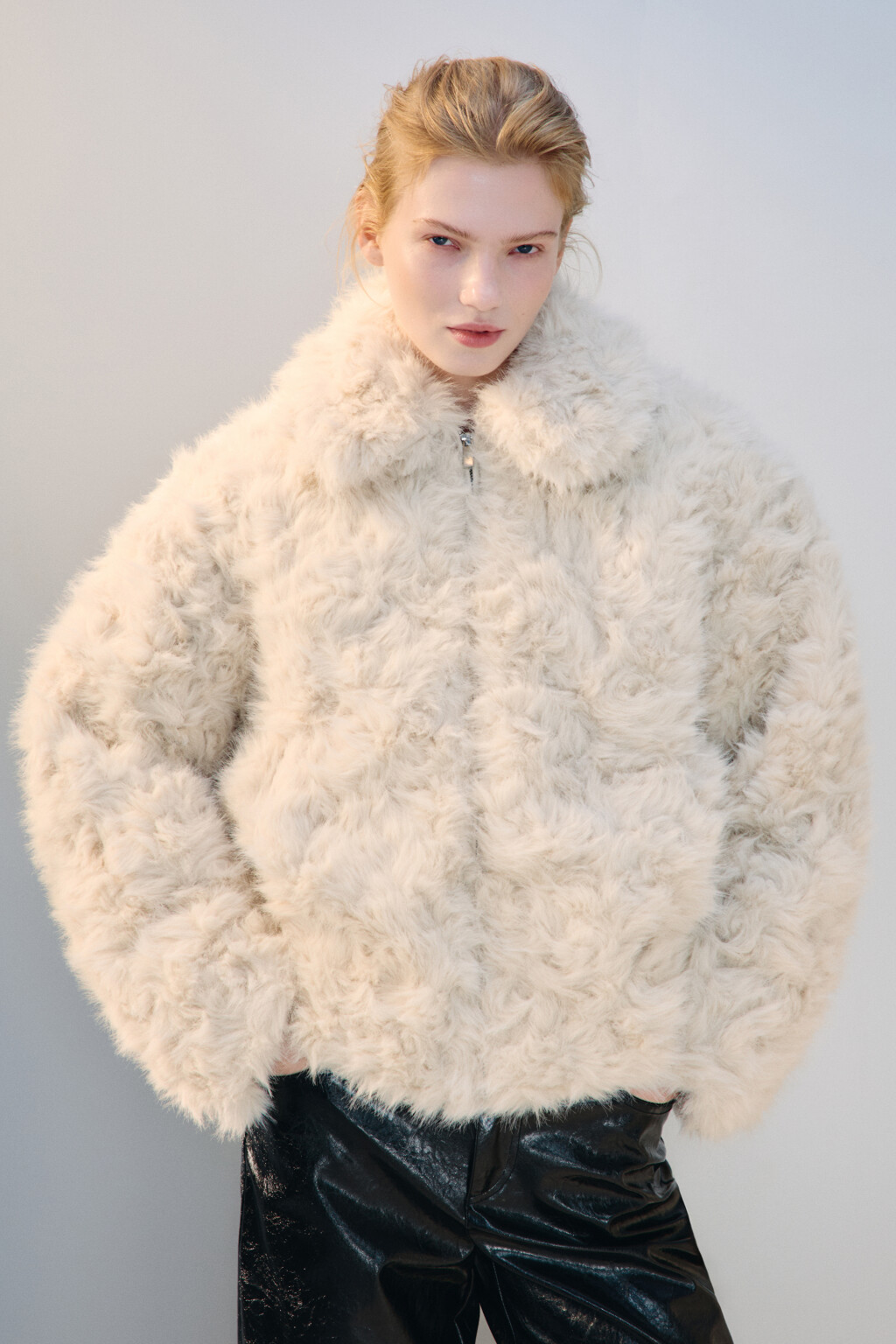 Куртка из искусственного меха - цвет молочный - 3