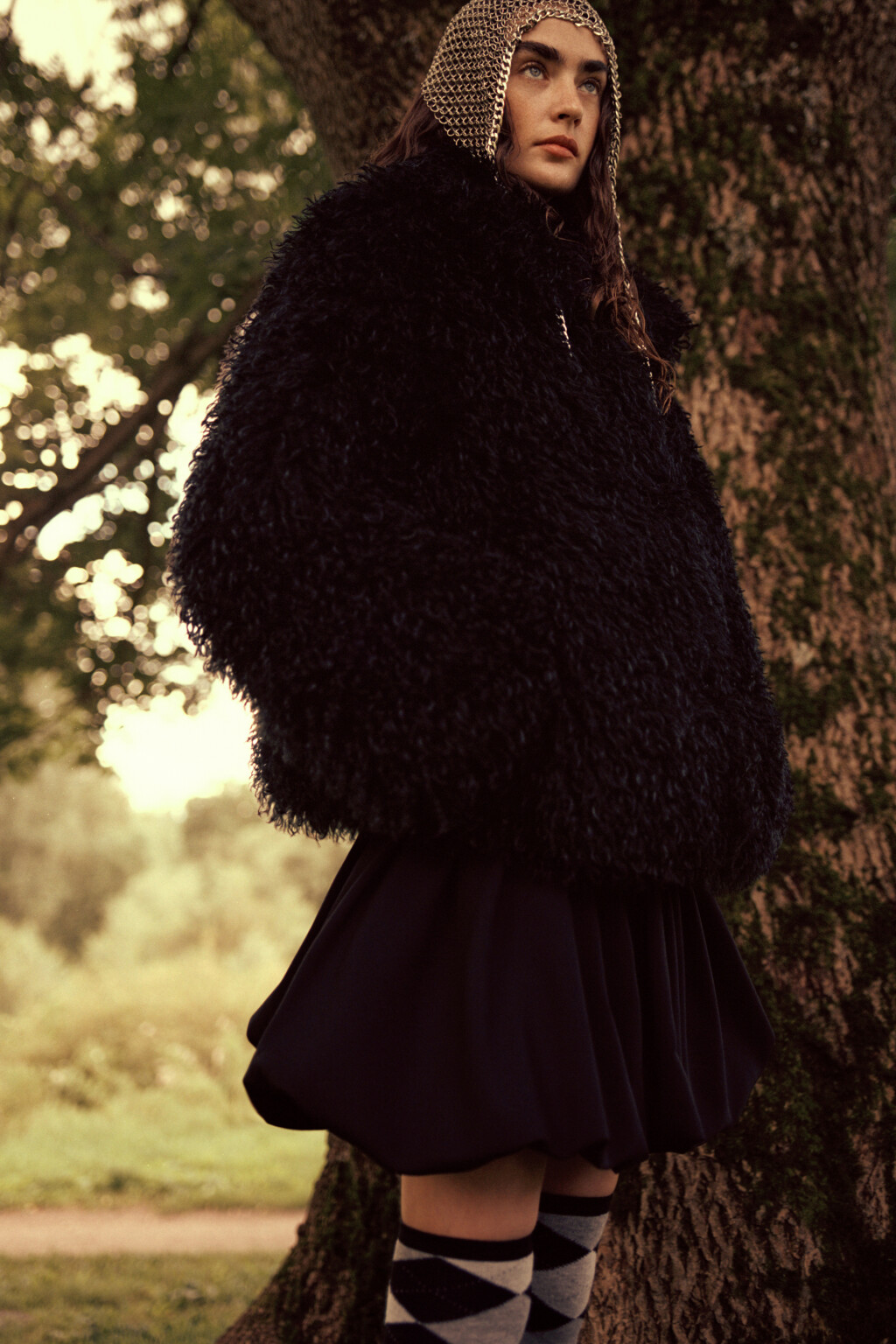 Шуба короткая с длинным ворсом - цвет черный - 8