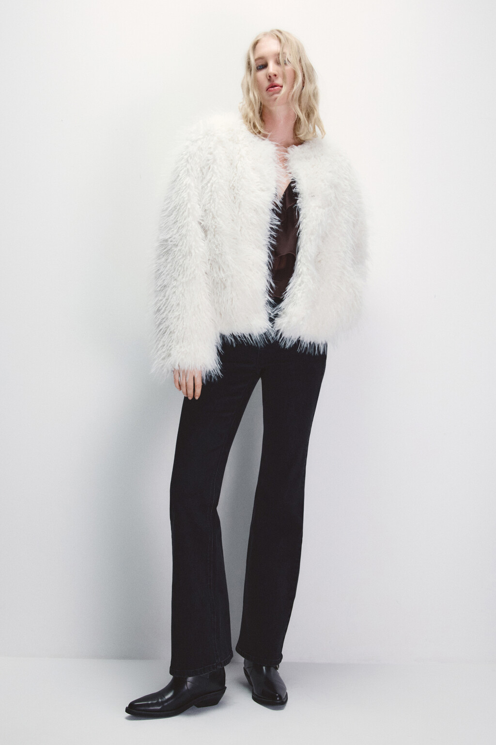 Шуба короткая с длинным ворсом - цвет молочный - 4