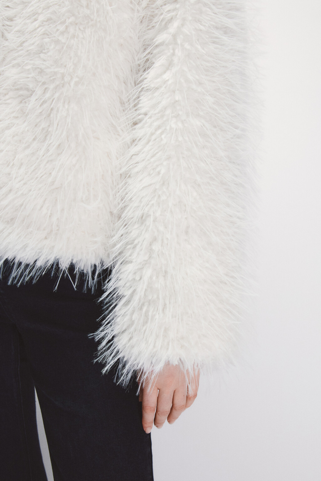 Шуба короткая с длинным ворсом - цвет молочный - 6