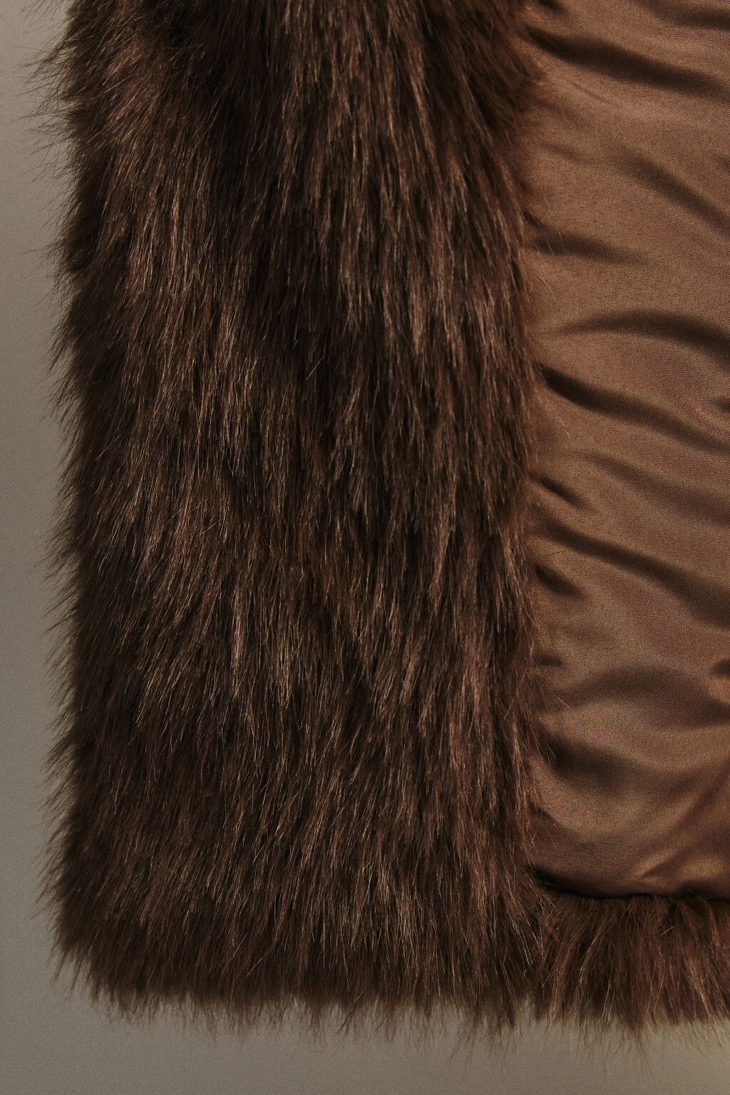 Шуба короткая с длинным ворсом - цвет коричневый - 8