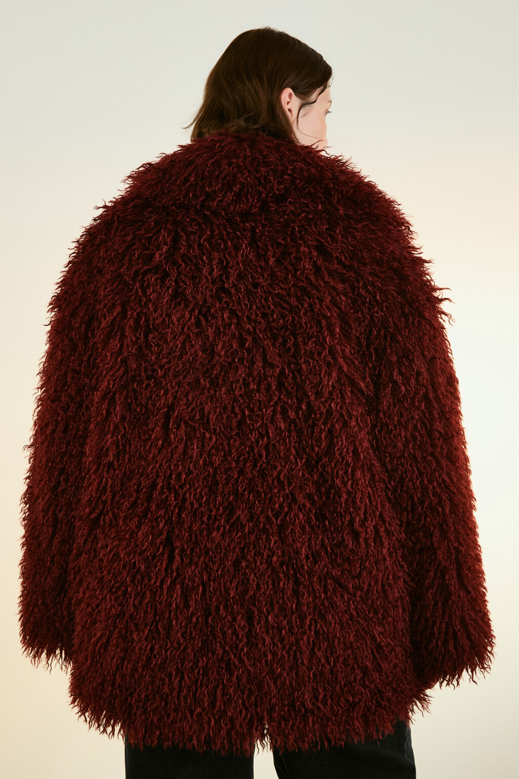 Шуба утепленная с длинным ворсом - цвет бордовый - 4