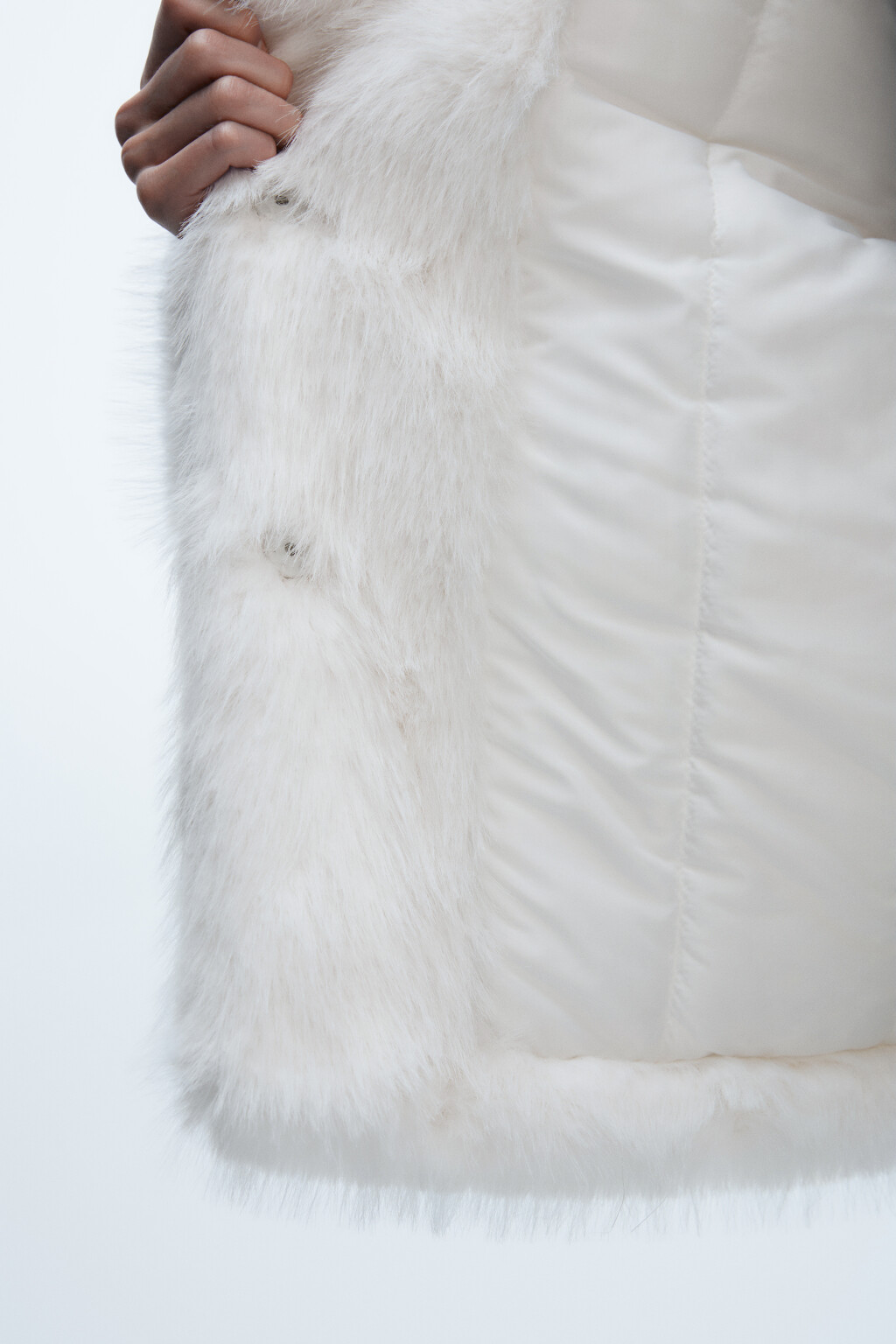 Шуба короткая из искусственного меха - цвет белый - 9