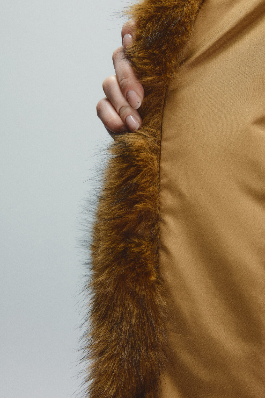 Шуба короткая с длинным ворсом - цвет коричневый - 7