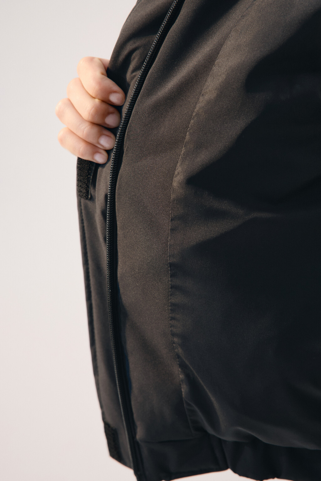 Куртка с капюшоном и нашивкой - цвет черный - 10