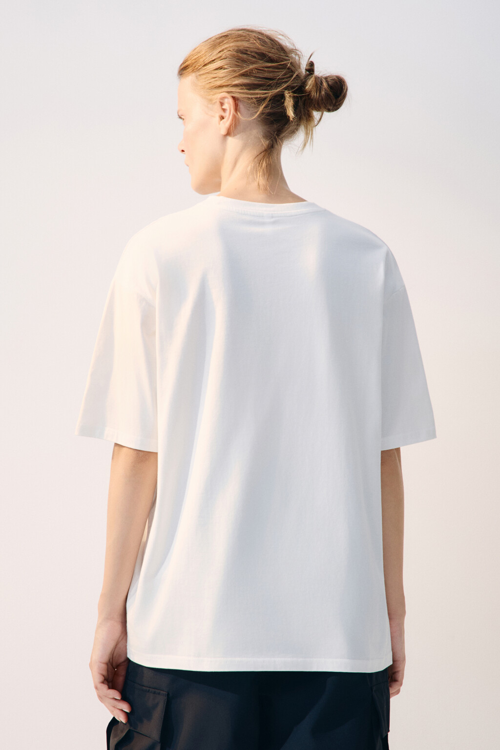 Футболка oversize спортивная с принтом - цвет ванильный - 5