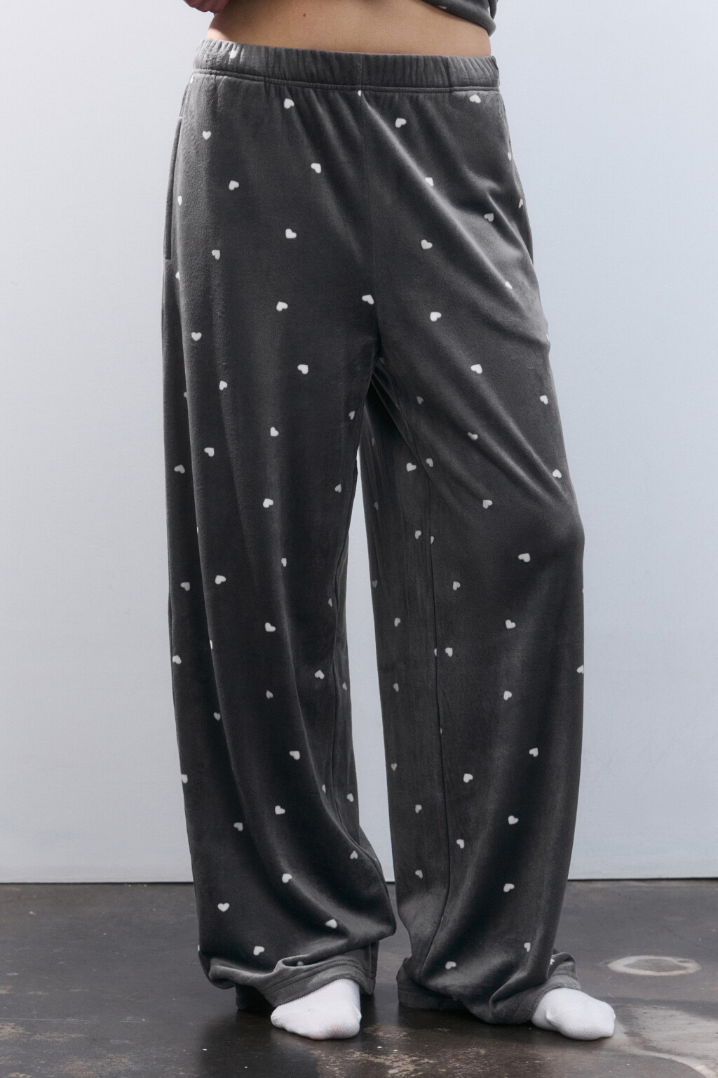 Брюки домашние велюровые с принтом - цвет бежевый - 2