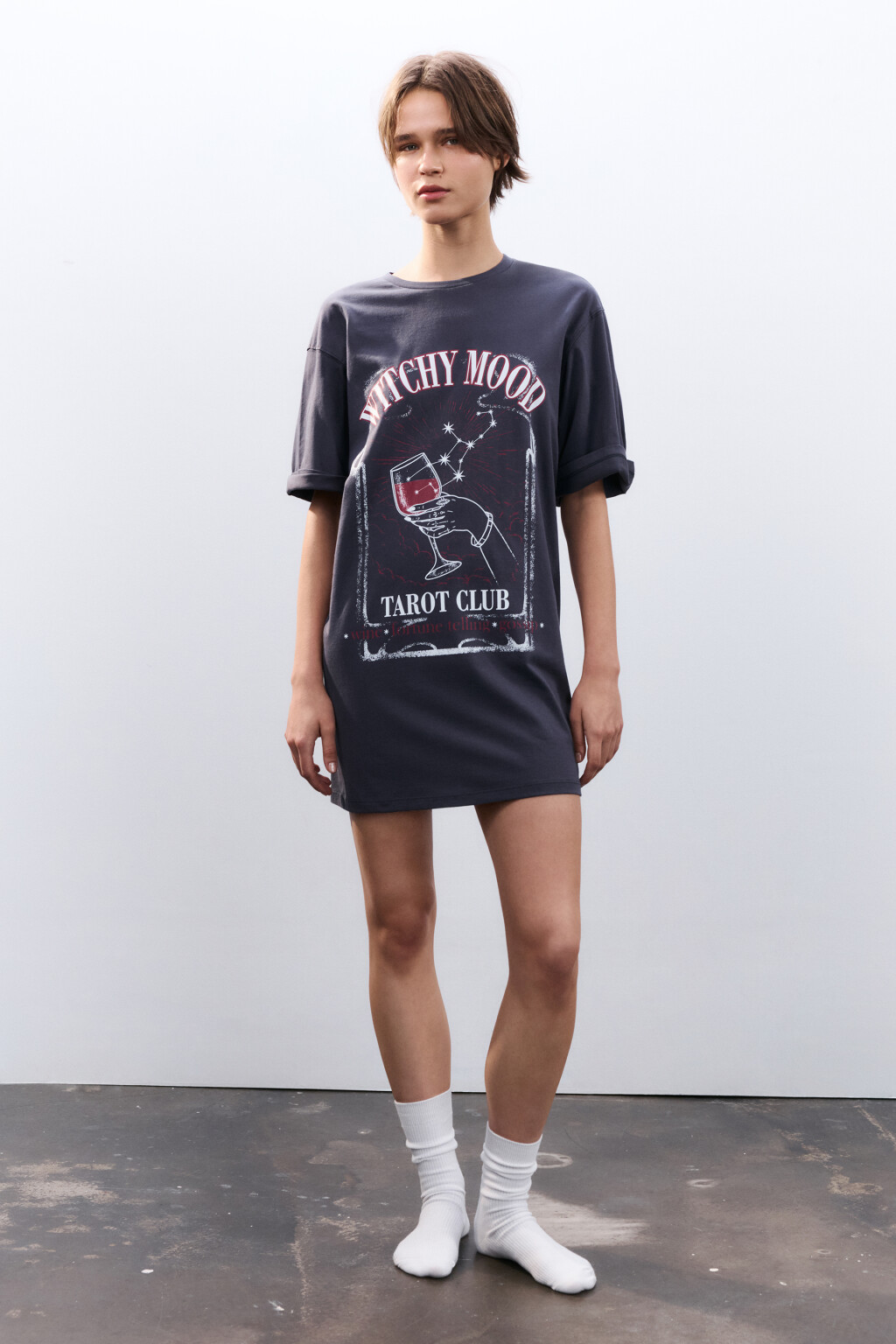 Платье-футболка домашнее с принтом - цвет серый - 5