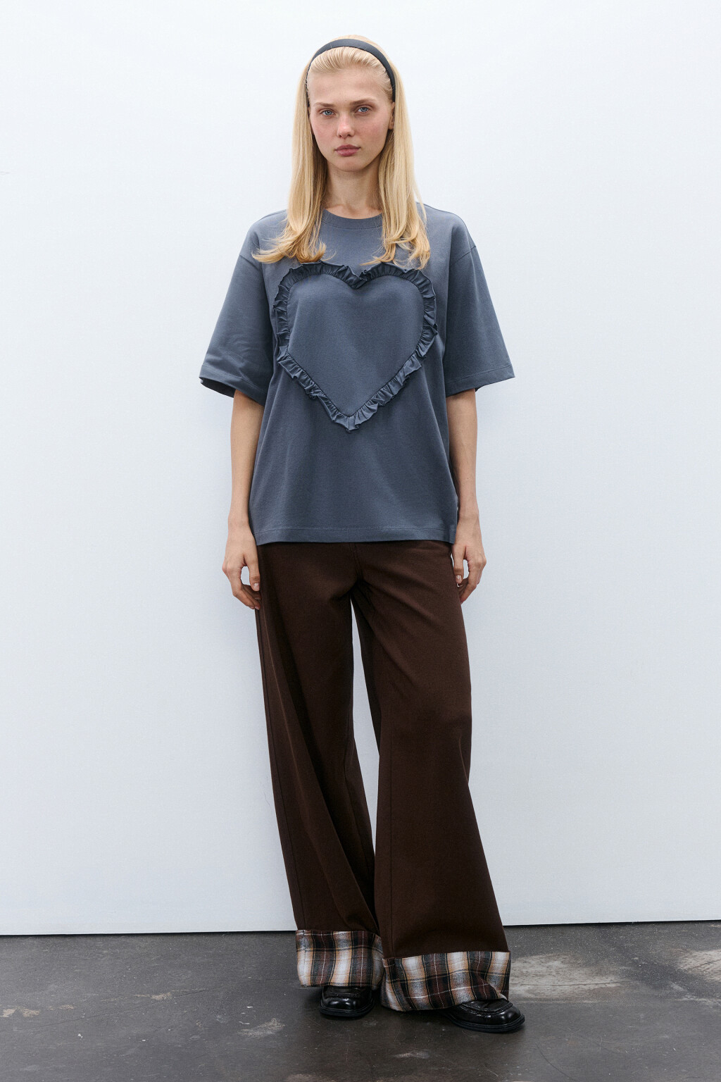 Футболка с сердцем из оборок - цвет серый - 4