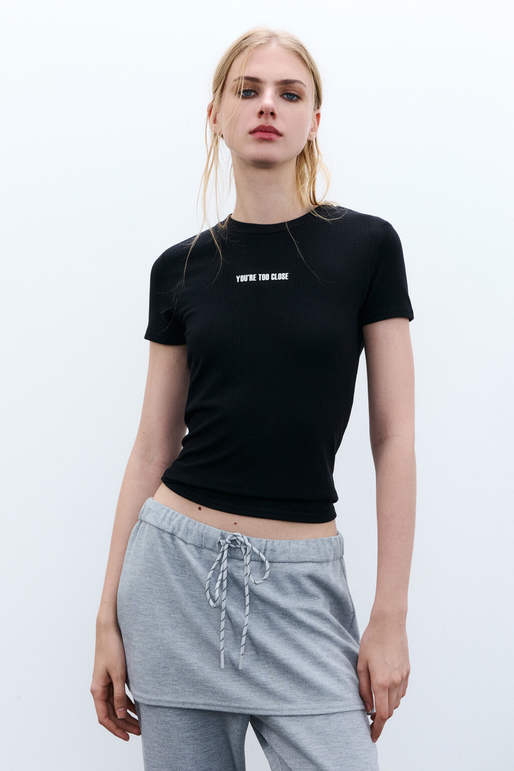 Футболка облегающая с надписью - цвет черный - 2