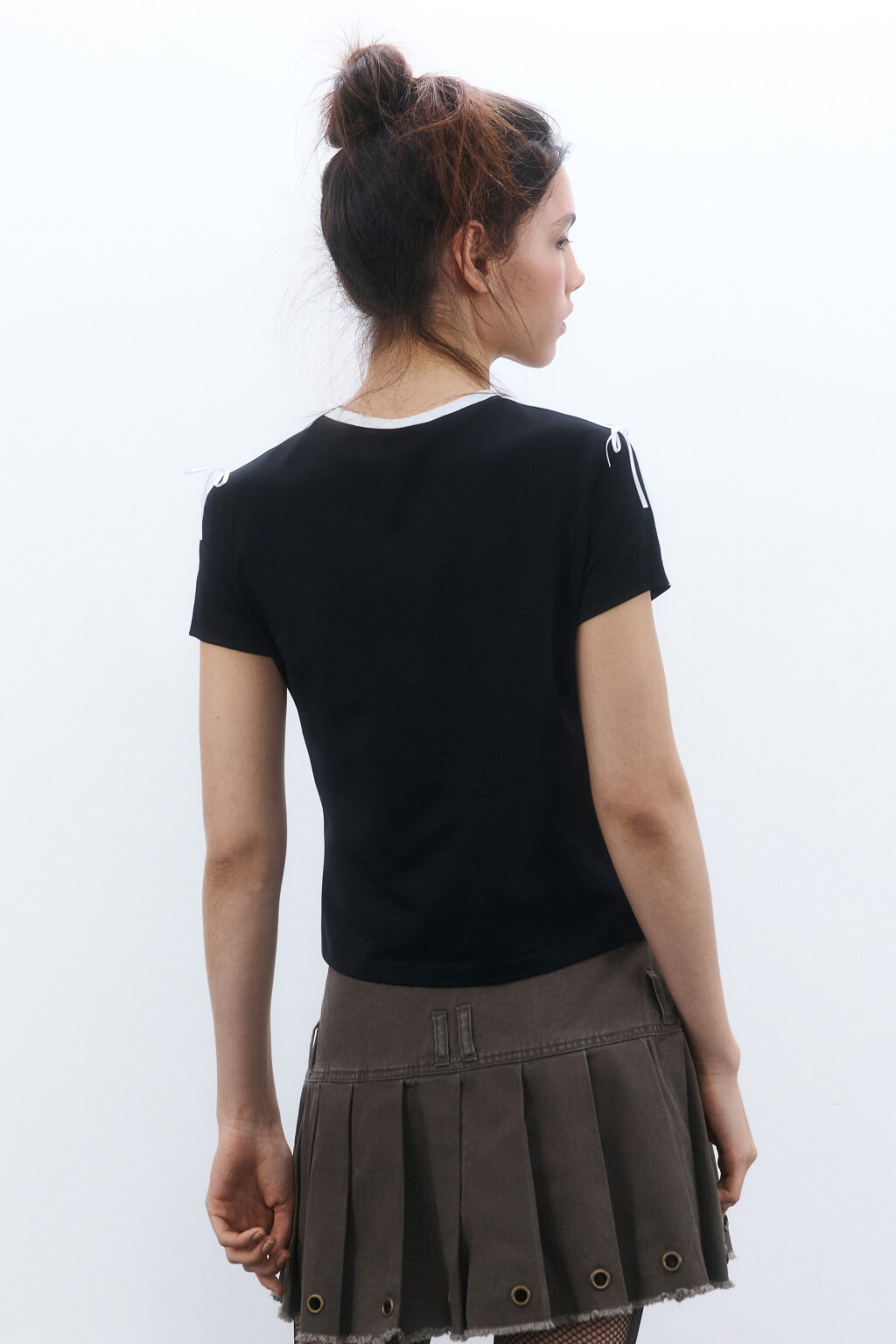 Футболка-топ с лампасами и принтом - цвет черный - 3