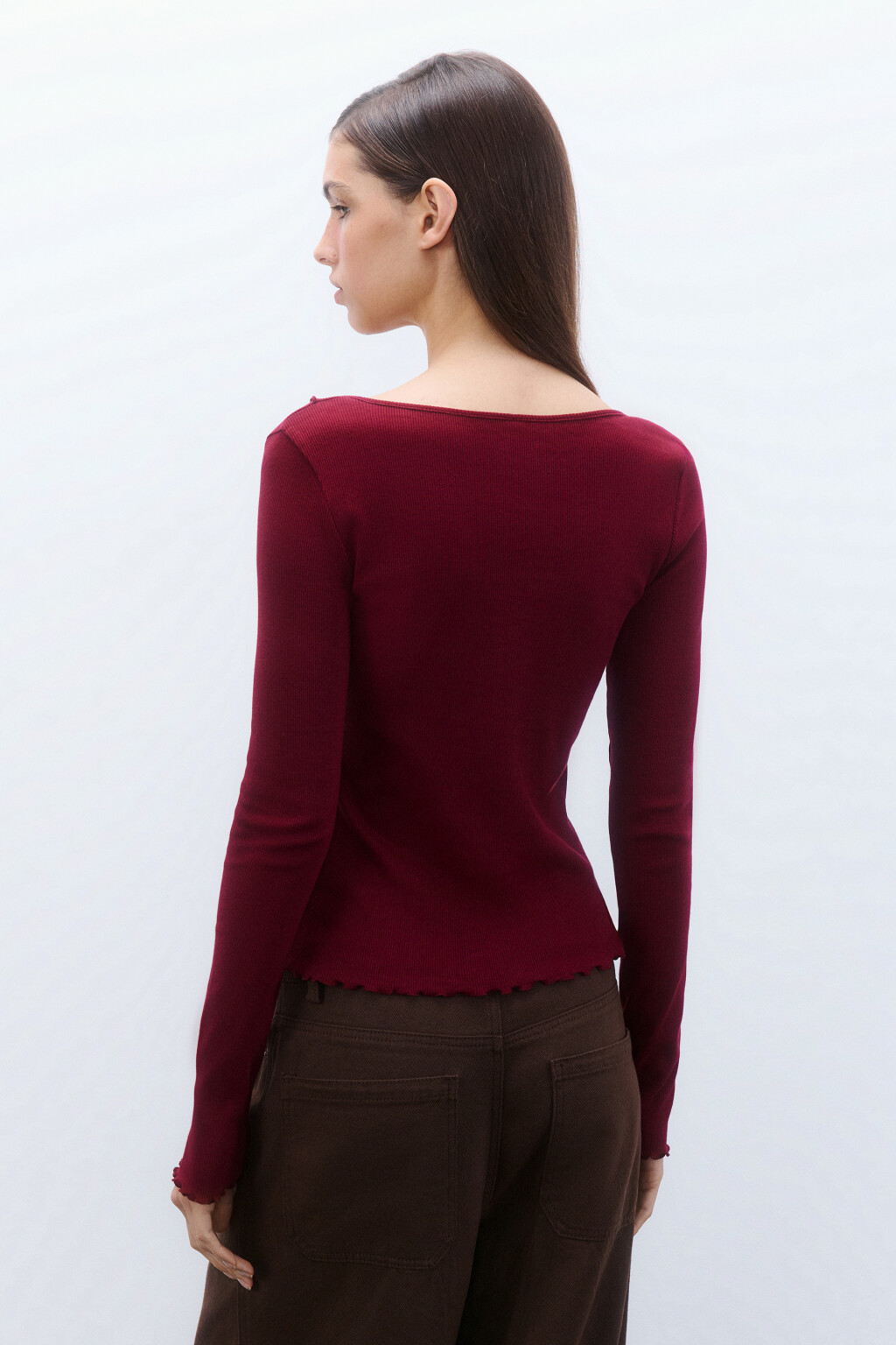 Лонгслив в рубчик с вырезом - цвет бордовый - 3