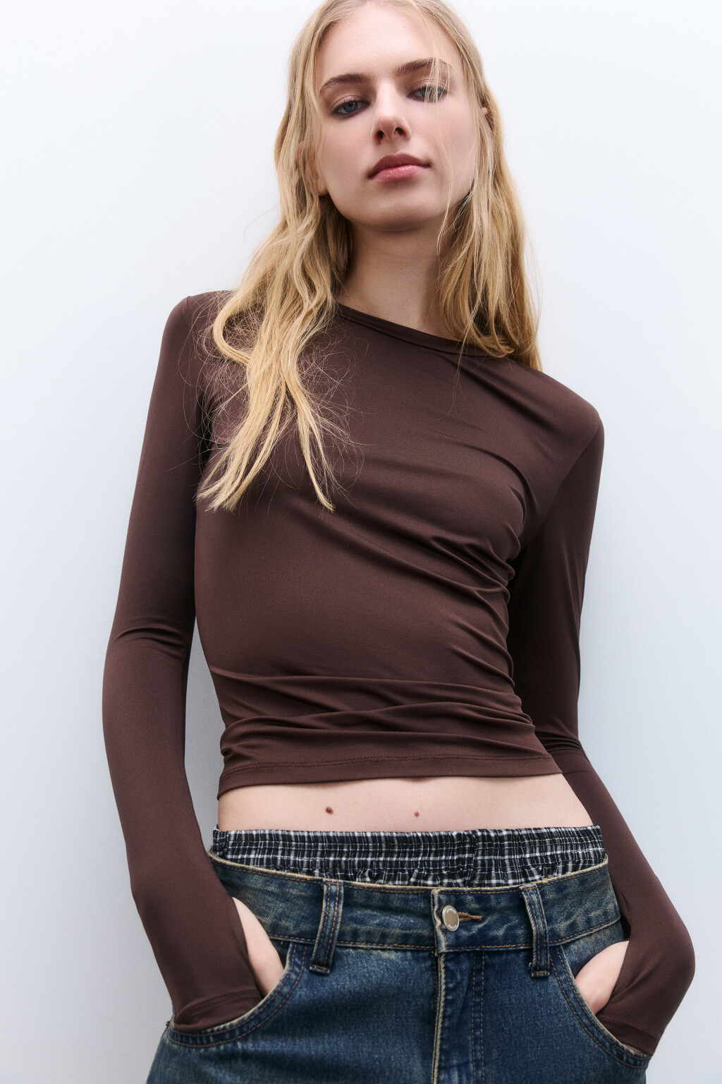 Лонгслив облегающий гладкий - цвет коричневый - 1