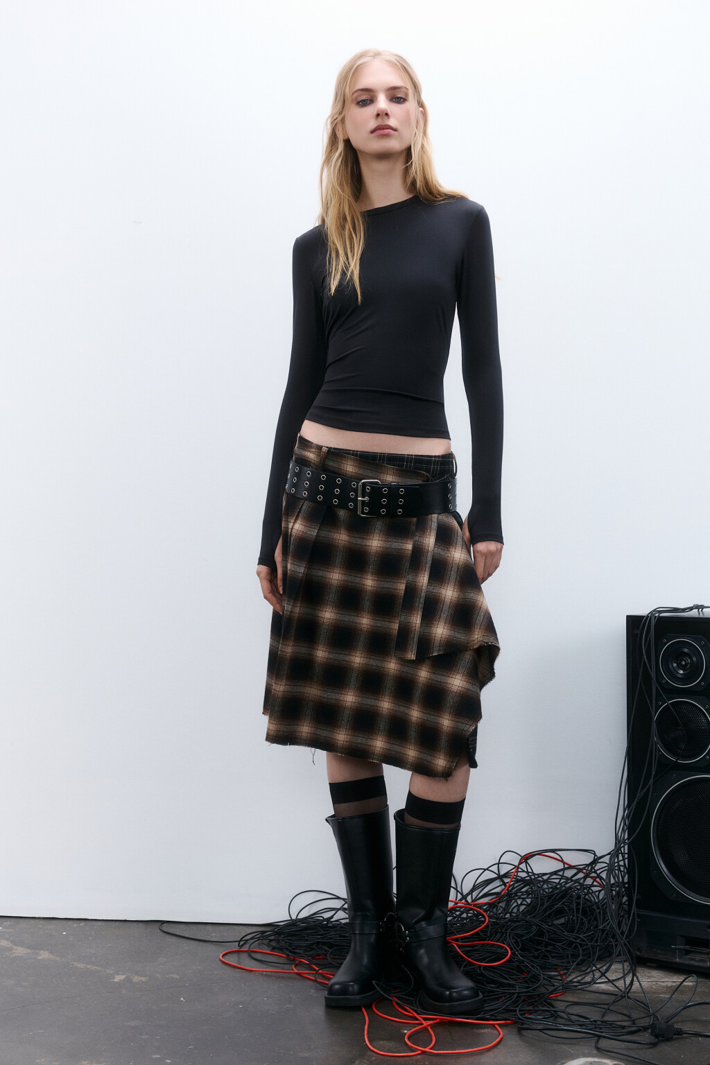 Лонгслив облегающий гладкий - цвет черный - 5