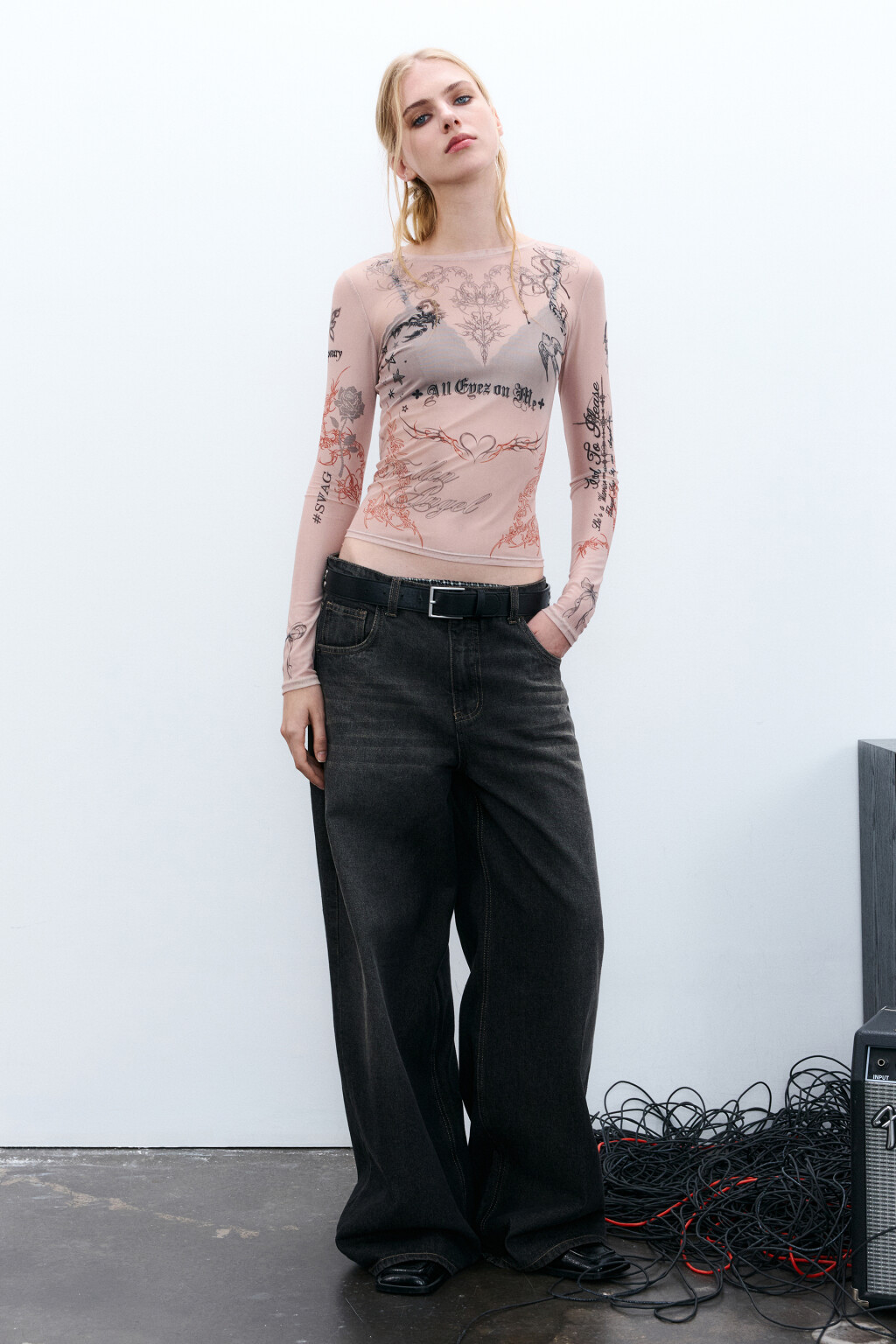 Лонгслив из сетки с принтом - цвет белый - 5