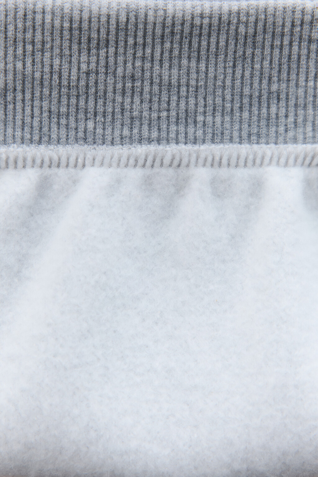 Свитшот из футера с утеплением - цвет серый - 7