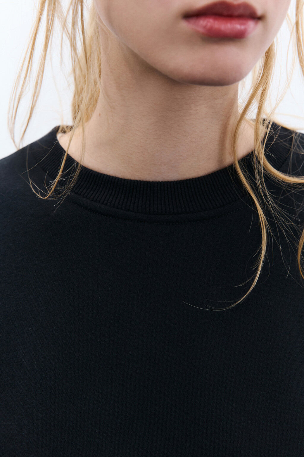 Свитшот из футера с утеплением - цвет черный - 5