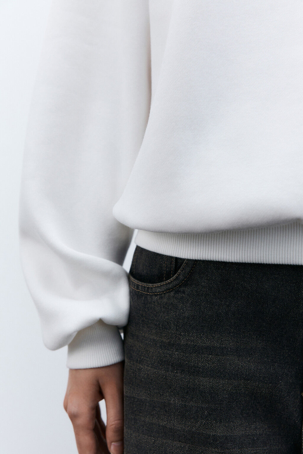 Свитшот из футера с утеплением - цвет молочный - 6