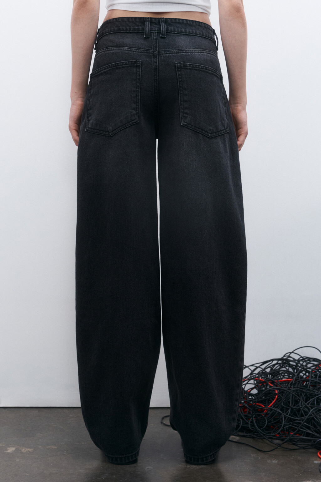 Джинсы barrel fit со средней посадкой - цвет серый - 3