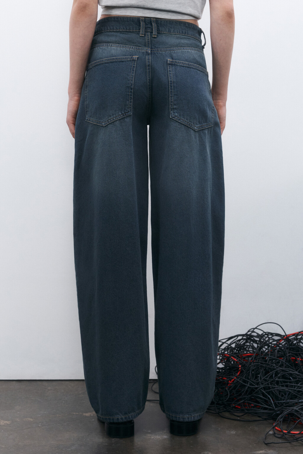 Джинсы barrel fit со средней посадкой - цвет темный тинт - 3