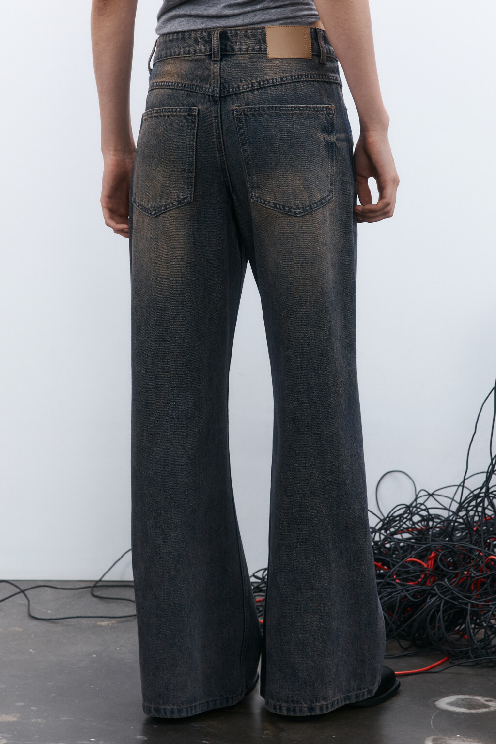 Джинсы широкие с декоративными швами - цвет темный тинт - 4