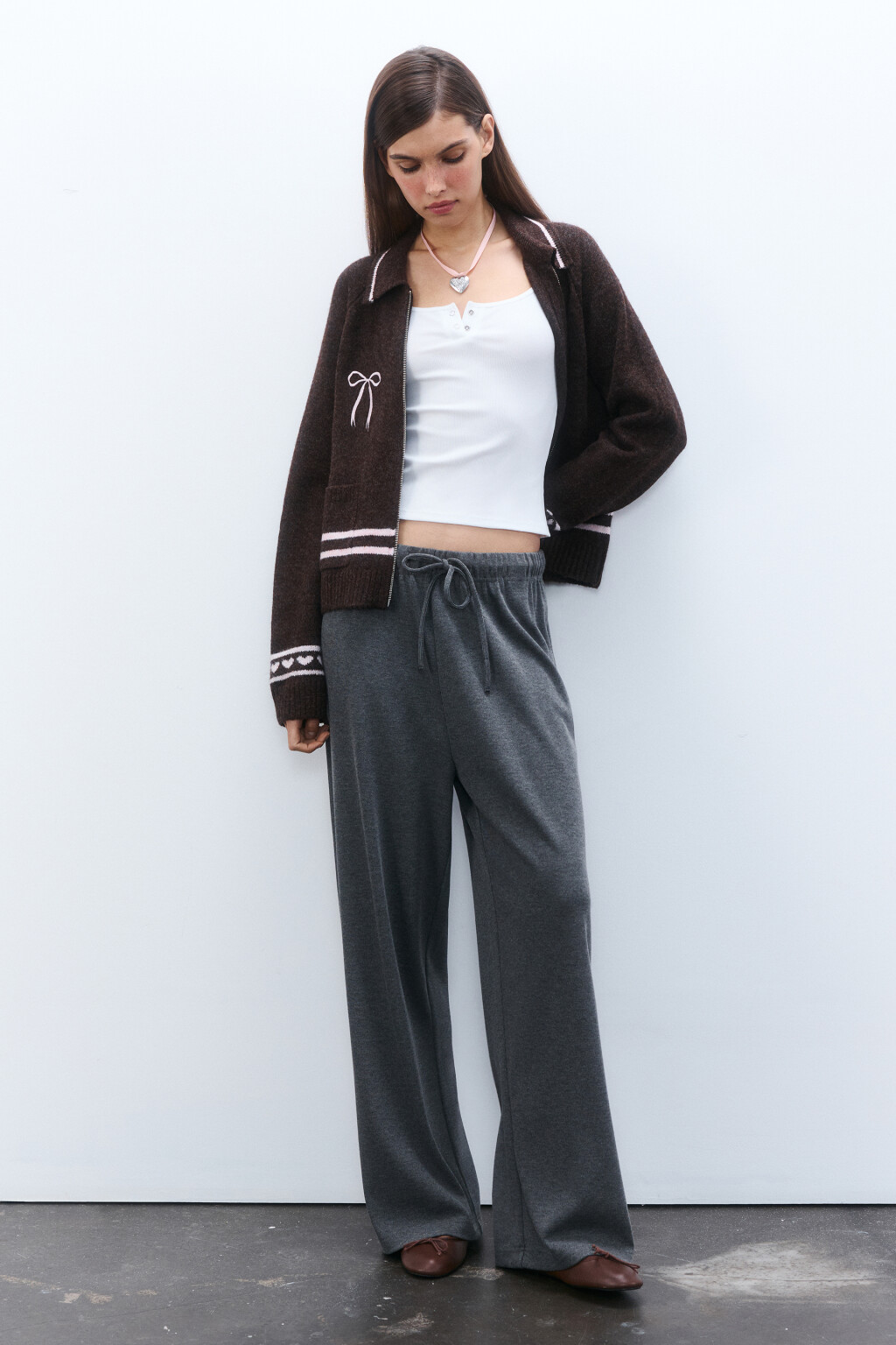 Брюки широкие трикотажные - цвет серый - 4