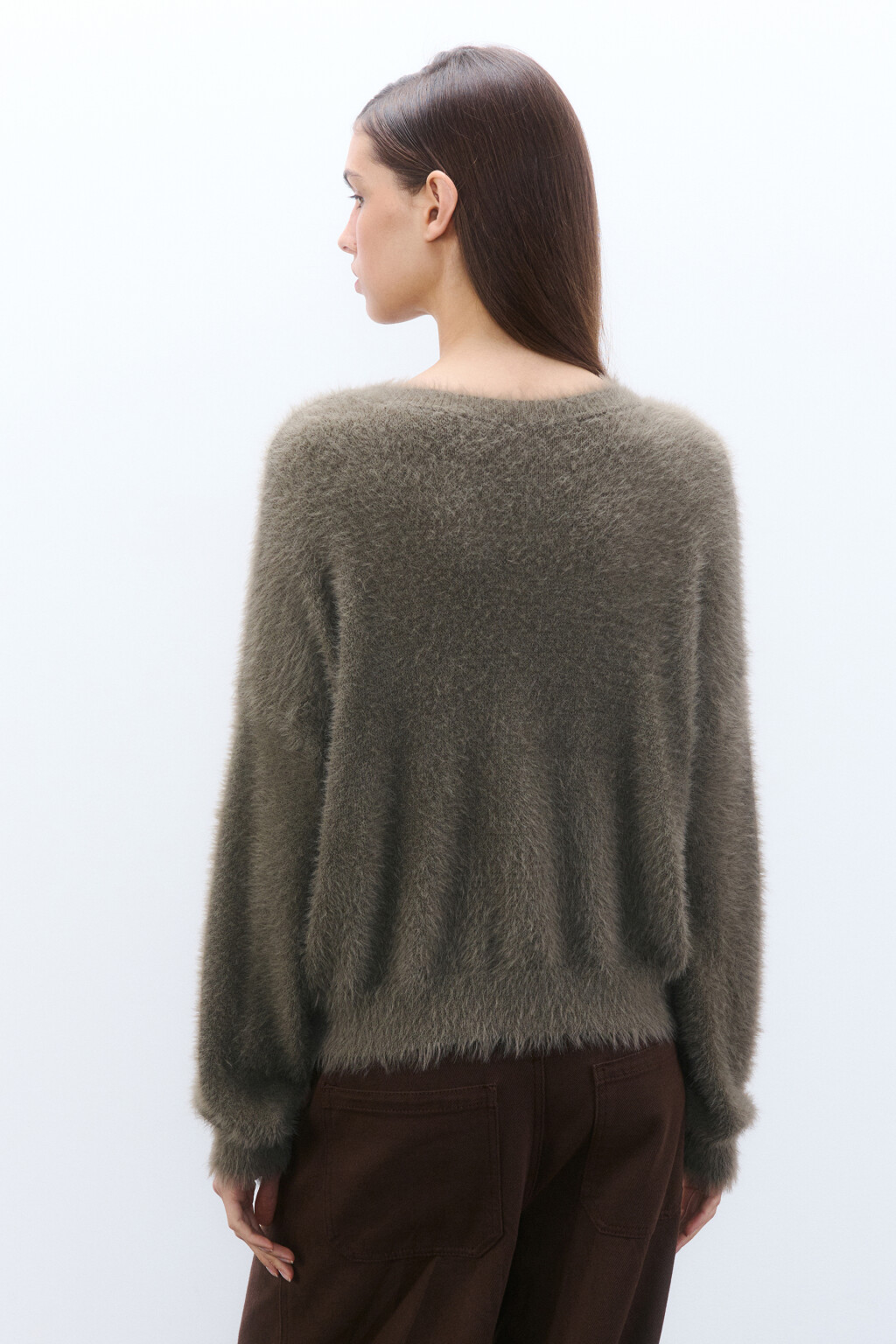 Джемпер вязаный пушистый - цвет зеленый - 4