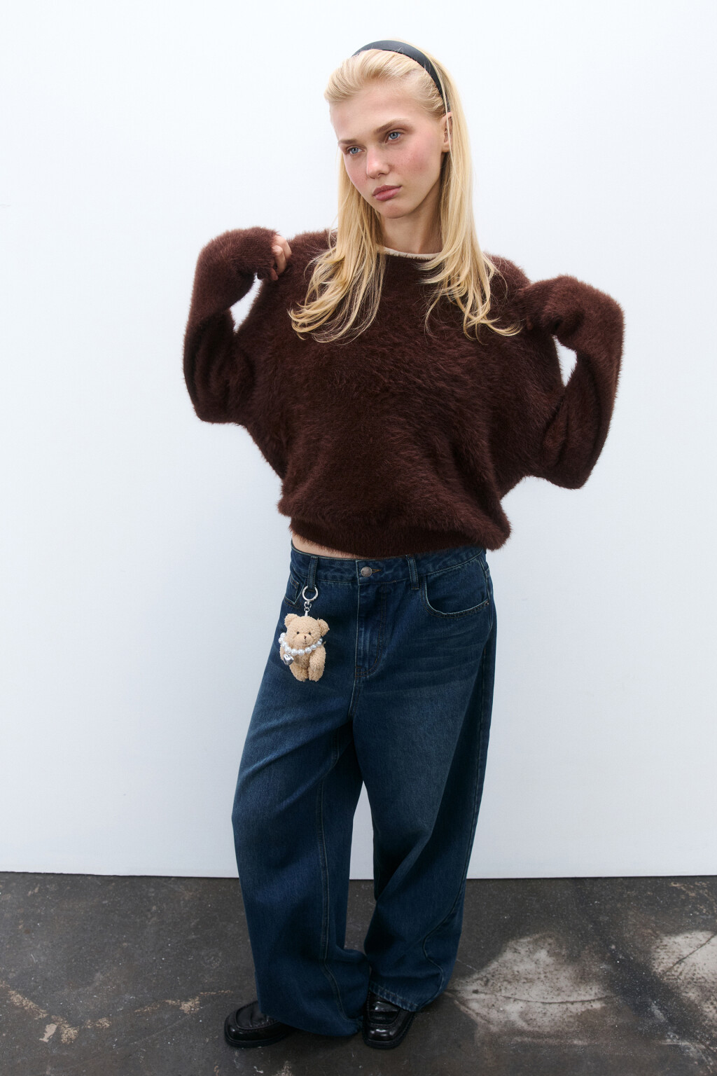 Джемпер вязаный пушистый - цвет коричневый - 2