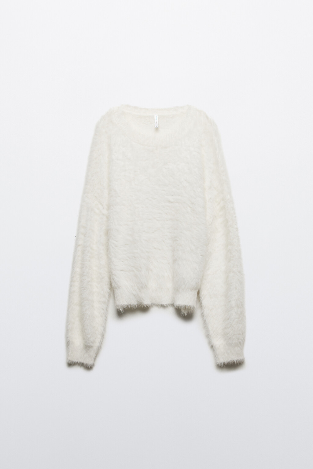 Джемпер вязаный пушистый - цвет молочный - 8