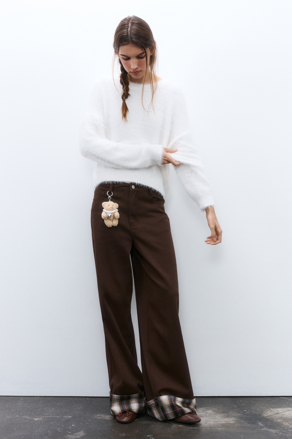 Джемпер вязаный пушистый - цвет молочный - 5