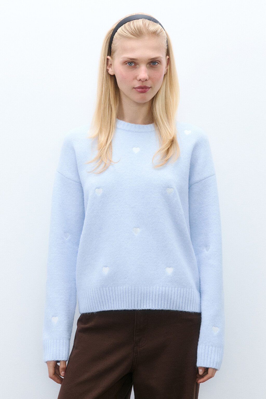 Джемпер вязаный с вышивкой-сердечками - цвет синий - 2