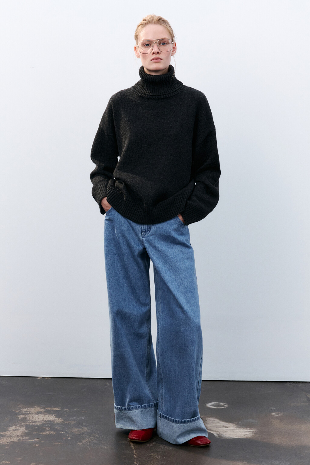 Свитер oversize с горлом - цвет серый - 5