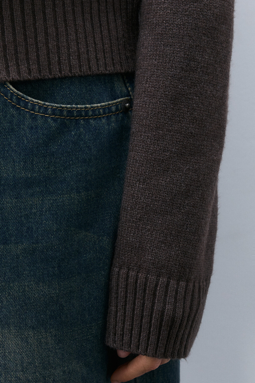 Свитер с воротником на молнии - цвет коричневый - 6