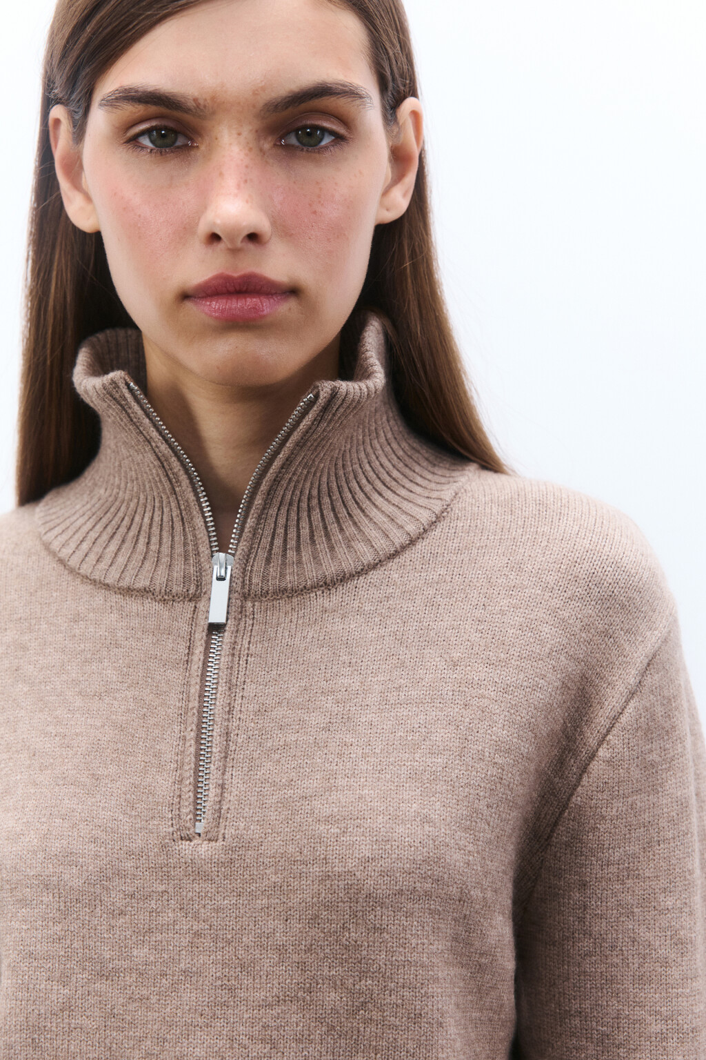 Свитер с воротником на молнии - цвет бежевый - 5