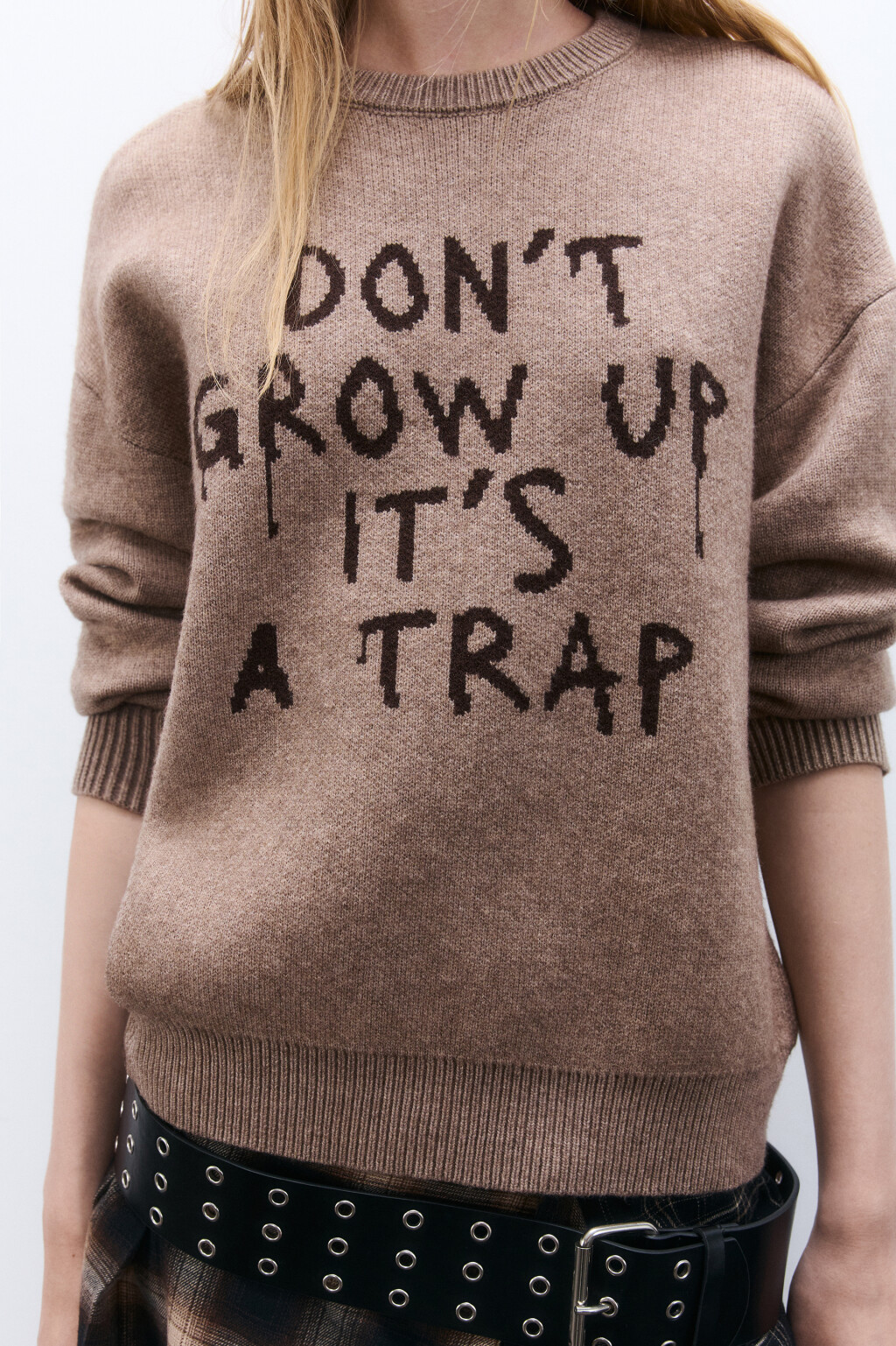 Джемпер вязаный с надписью - цвет бежевый - 1