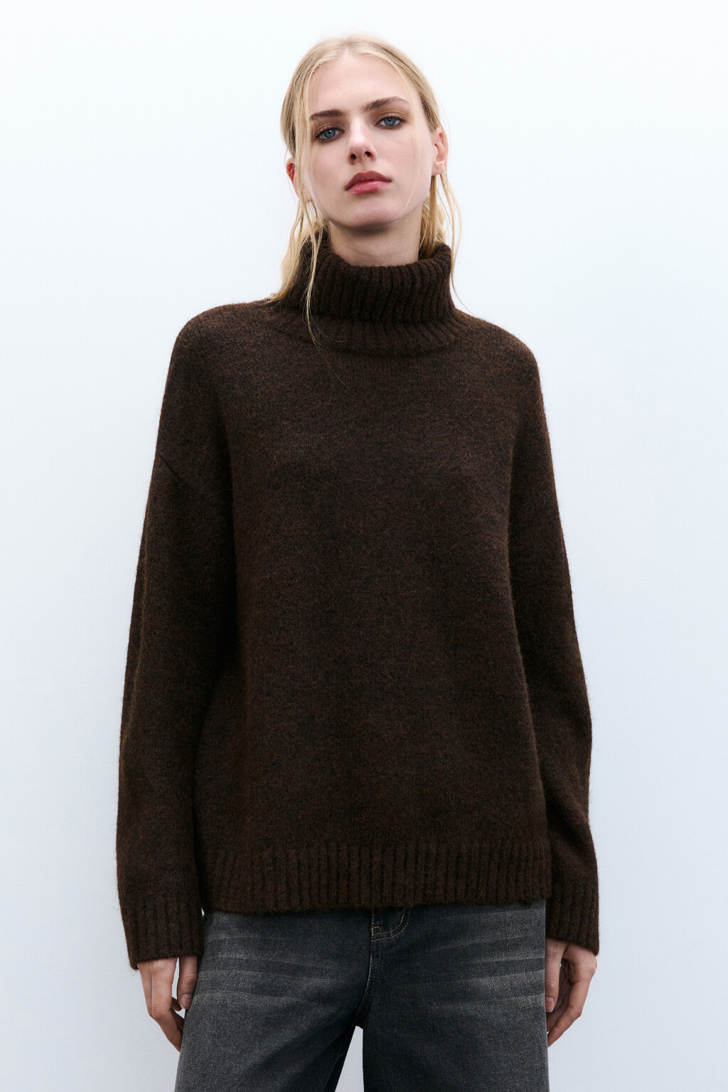 Свитер вязаный с воротником - цвет коричневый - 2