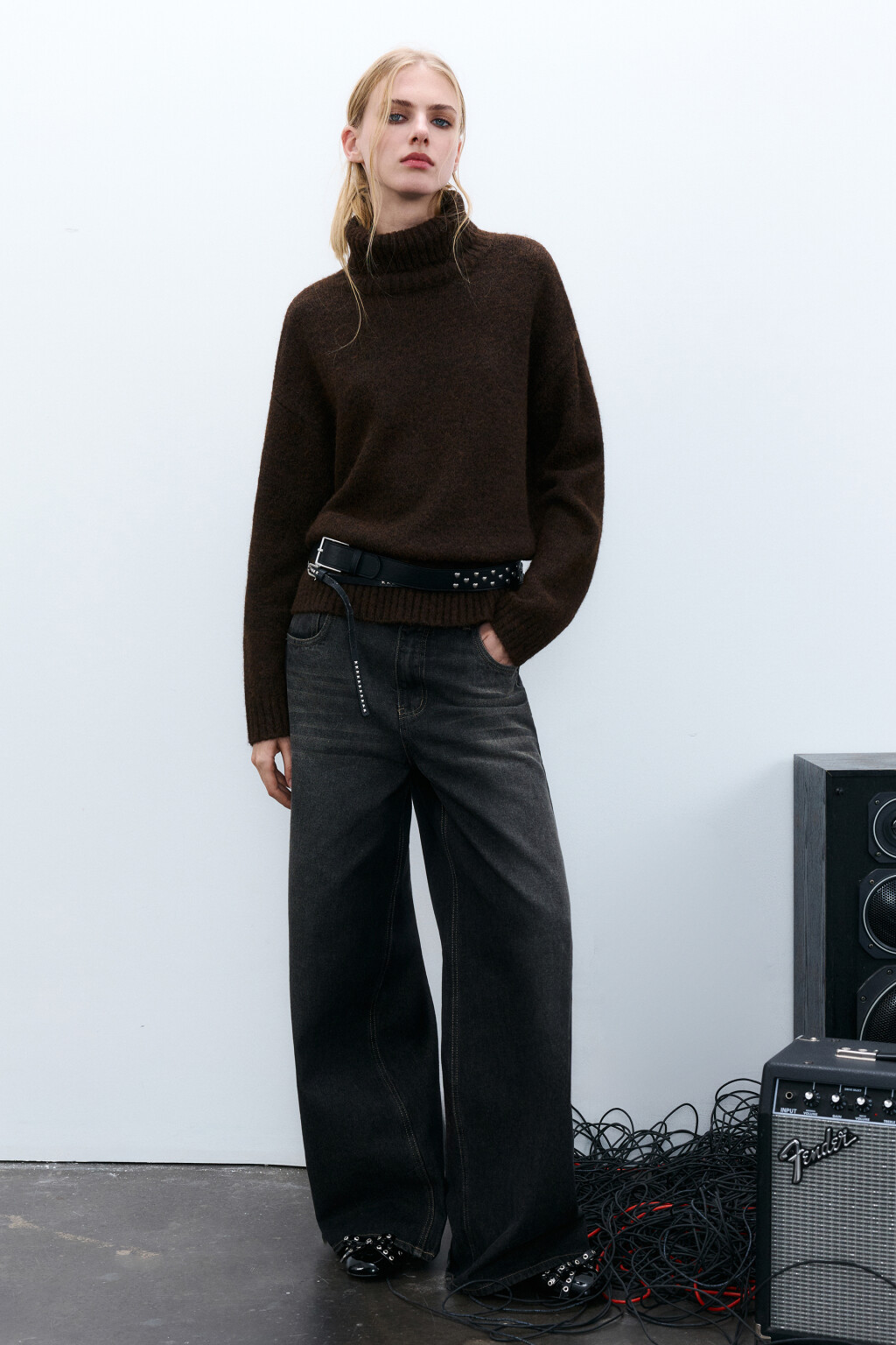 Свитер вязаный с воротником - цвет коричневый - 4