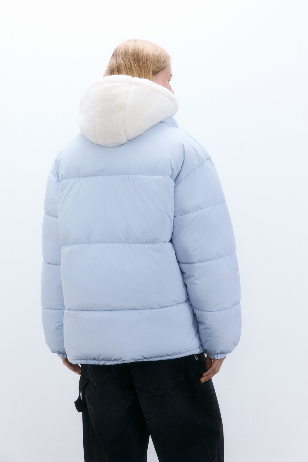 Куртка стеганая с плюшевым капюшоном - цвет голубой - 3