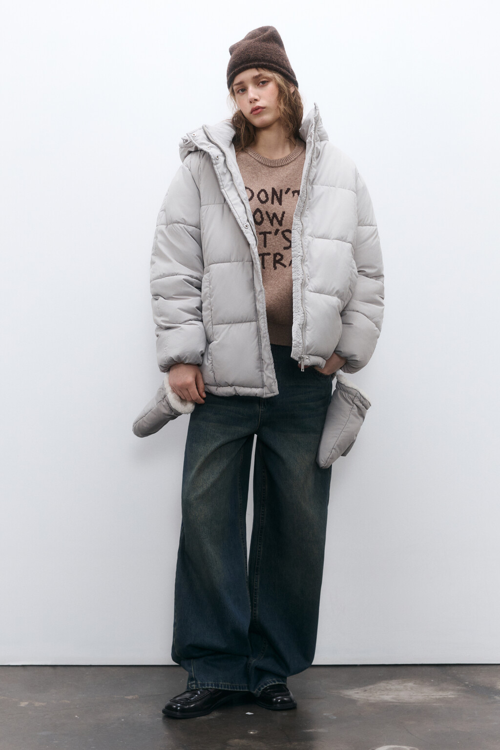 Куртка стеганая с капюшоном и рукавицами - цвет бежевый - 4