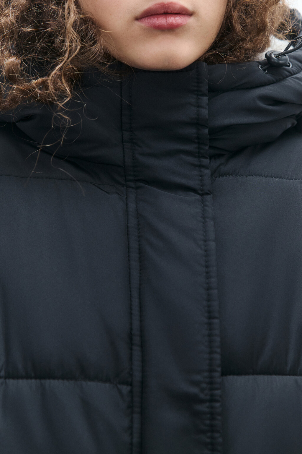 Куртка стеганая с капюшоном и рукавицами - цвет черный - 7