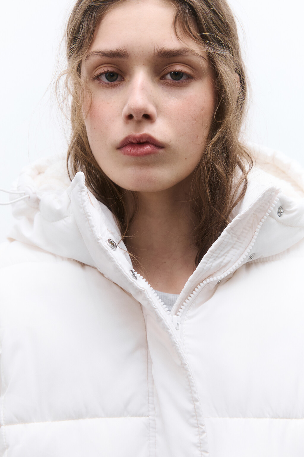 Куртка стеганая с капюшоном и рукавицами - цвет молочный - 5