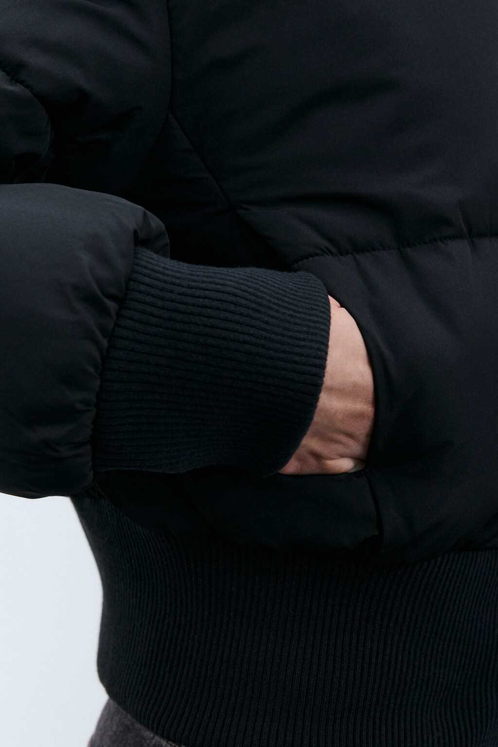 Куртка укороченная с воротником-стойкой - цвет черный - 6