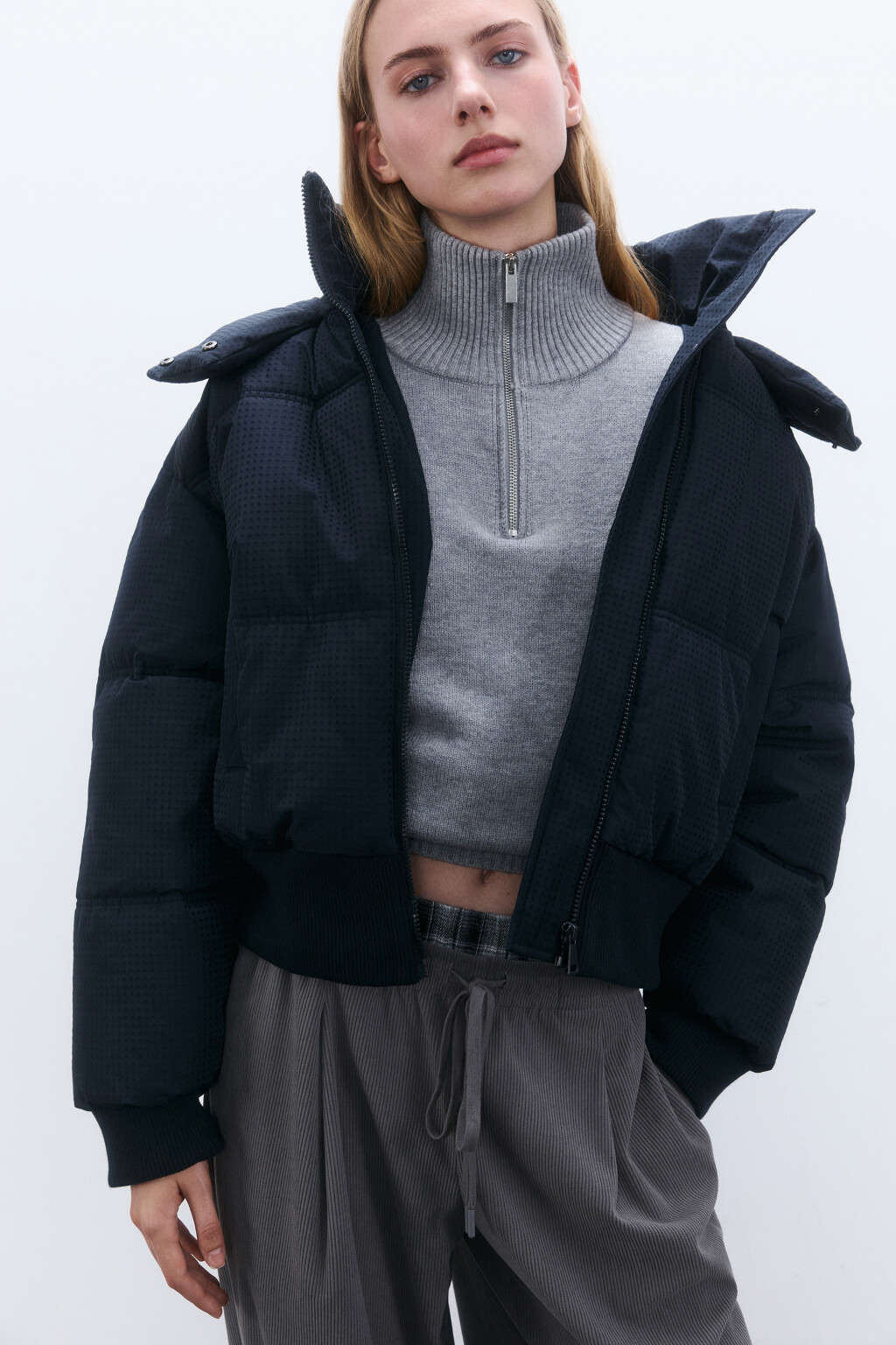 Куртка укороченная с капюшоном - цвет черный - 1