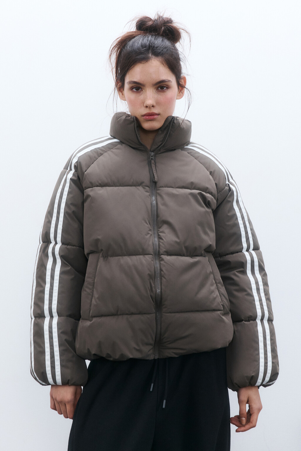 Куртка стеганая с лампасами - цвет зеленый - 2