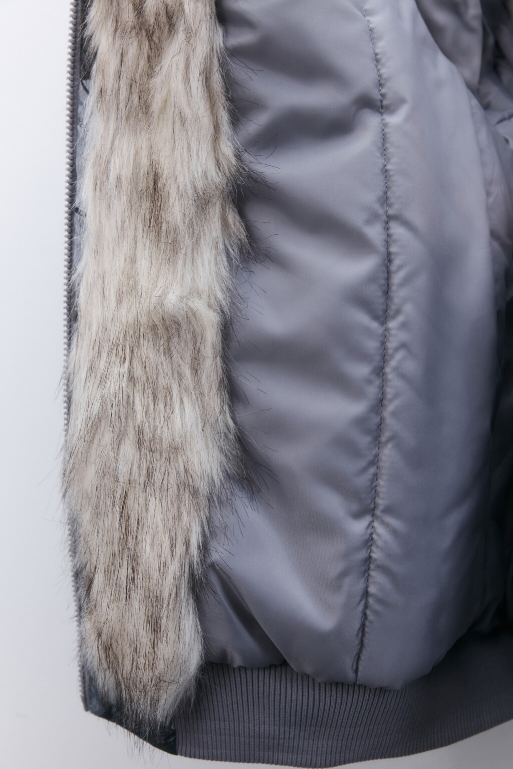 Бомбер с капюшоном и меховой отделкой - цвет мультиколор - 7